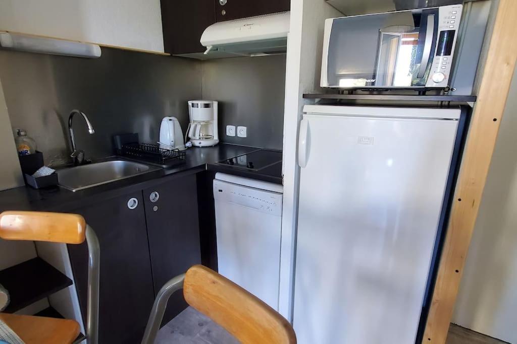 לה-לונד-לה-מורה Appartement Dans Residence Avec Piscine מראה חיצוני תמונה